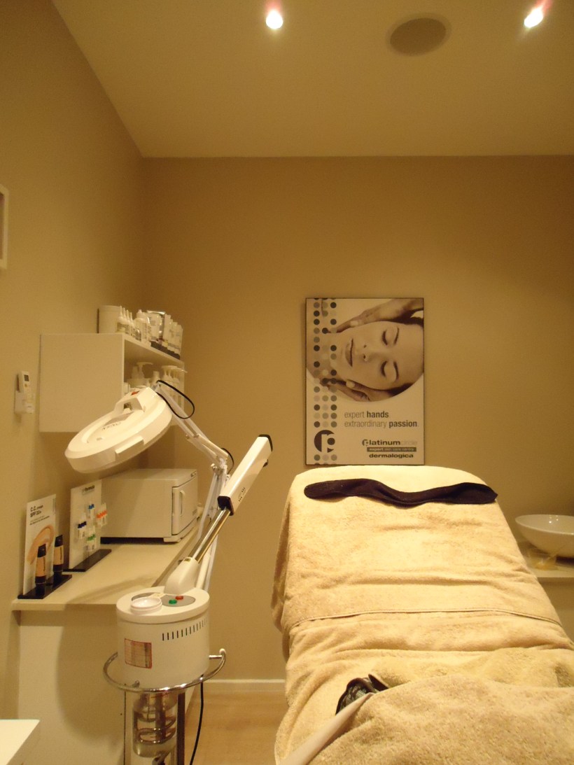 The facial room